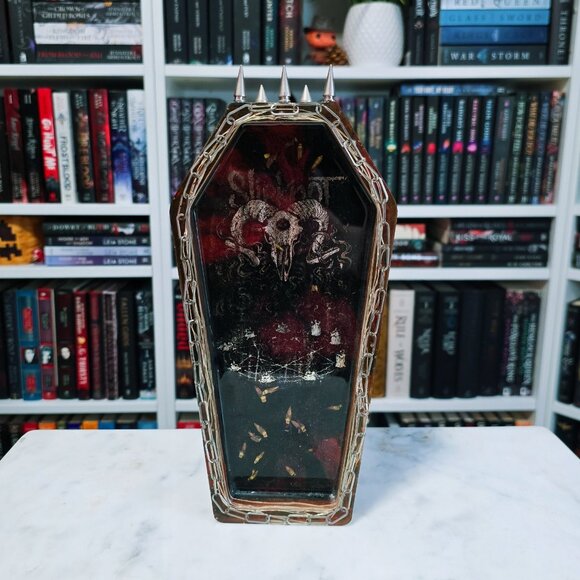 SLIPKNOT Resin Lightup Coffin with Spikes - Picture 6 of 6